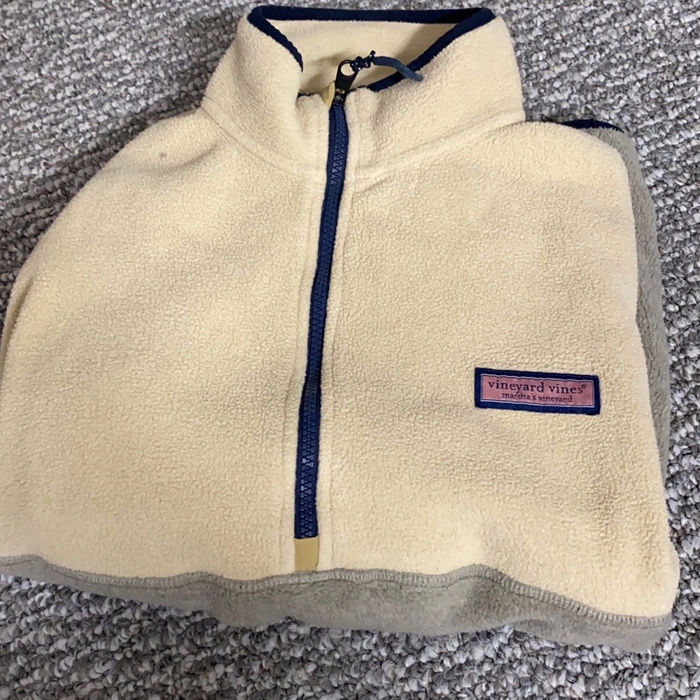 Vineyard vines pullover